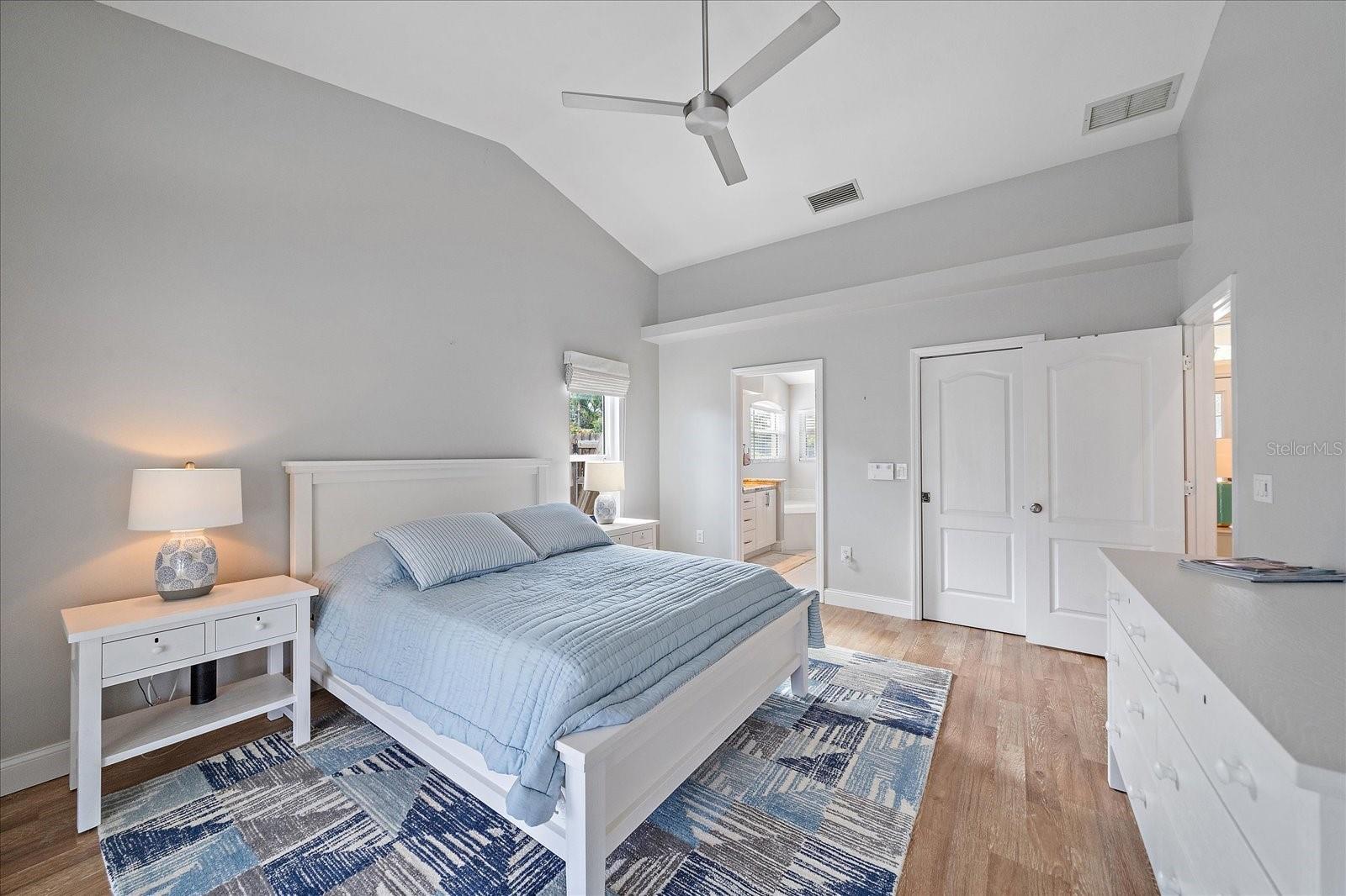 EMERALD GARDENS - Residential