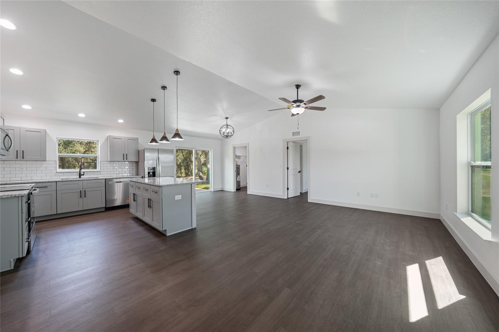 PEACE RIVER ACRES 01 ADDITIO - Residential