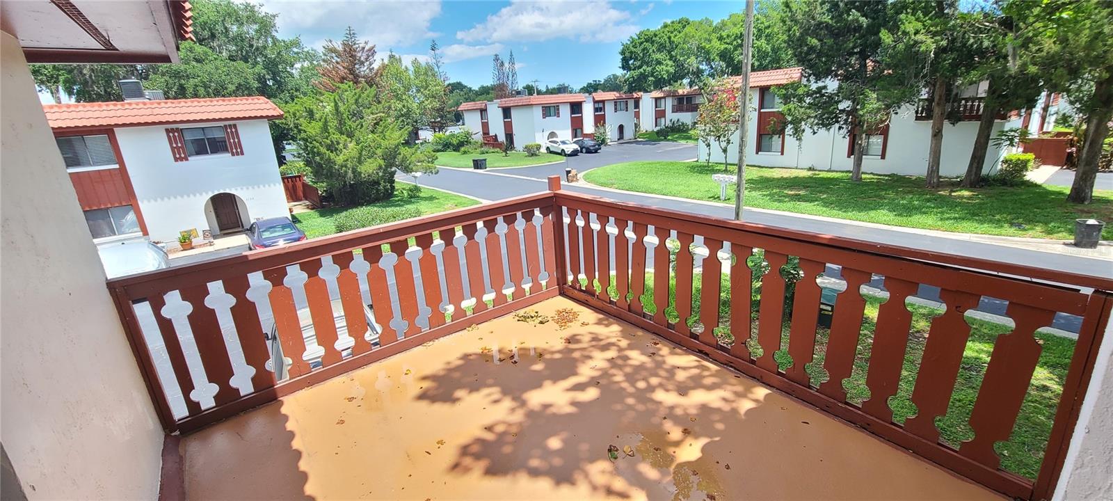 OAK MEADOW - Residential
