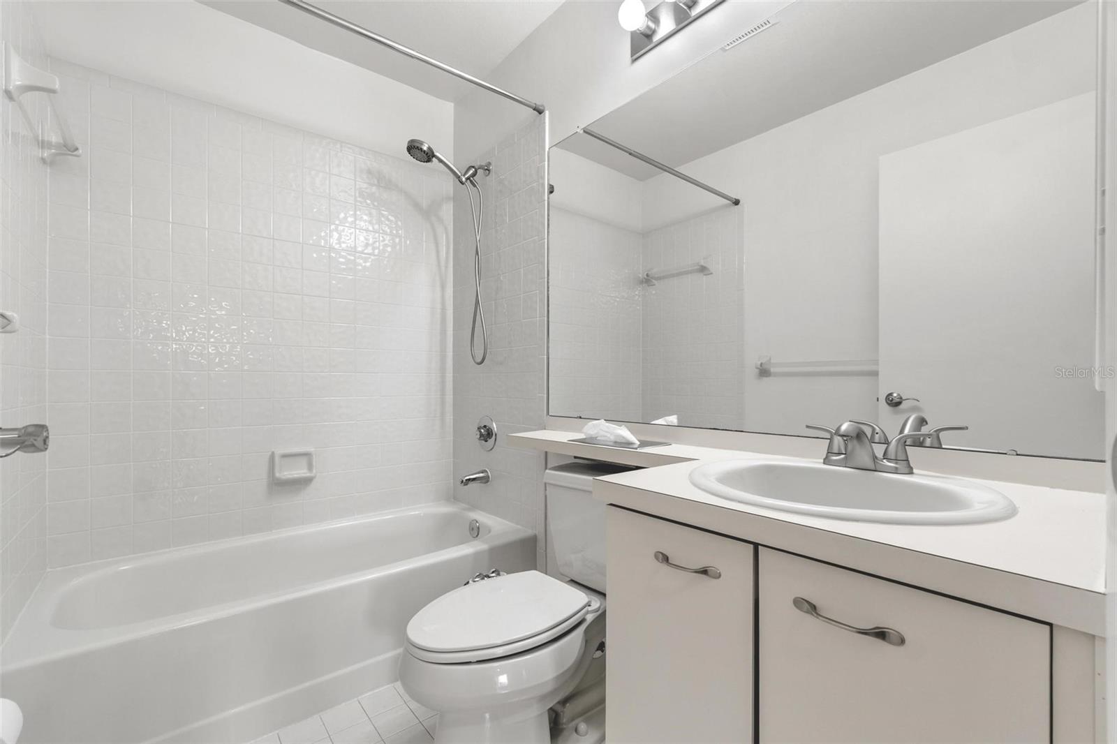 RIVIERA BAY SECOND ADD PT REP & ADD - Residential Lease