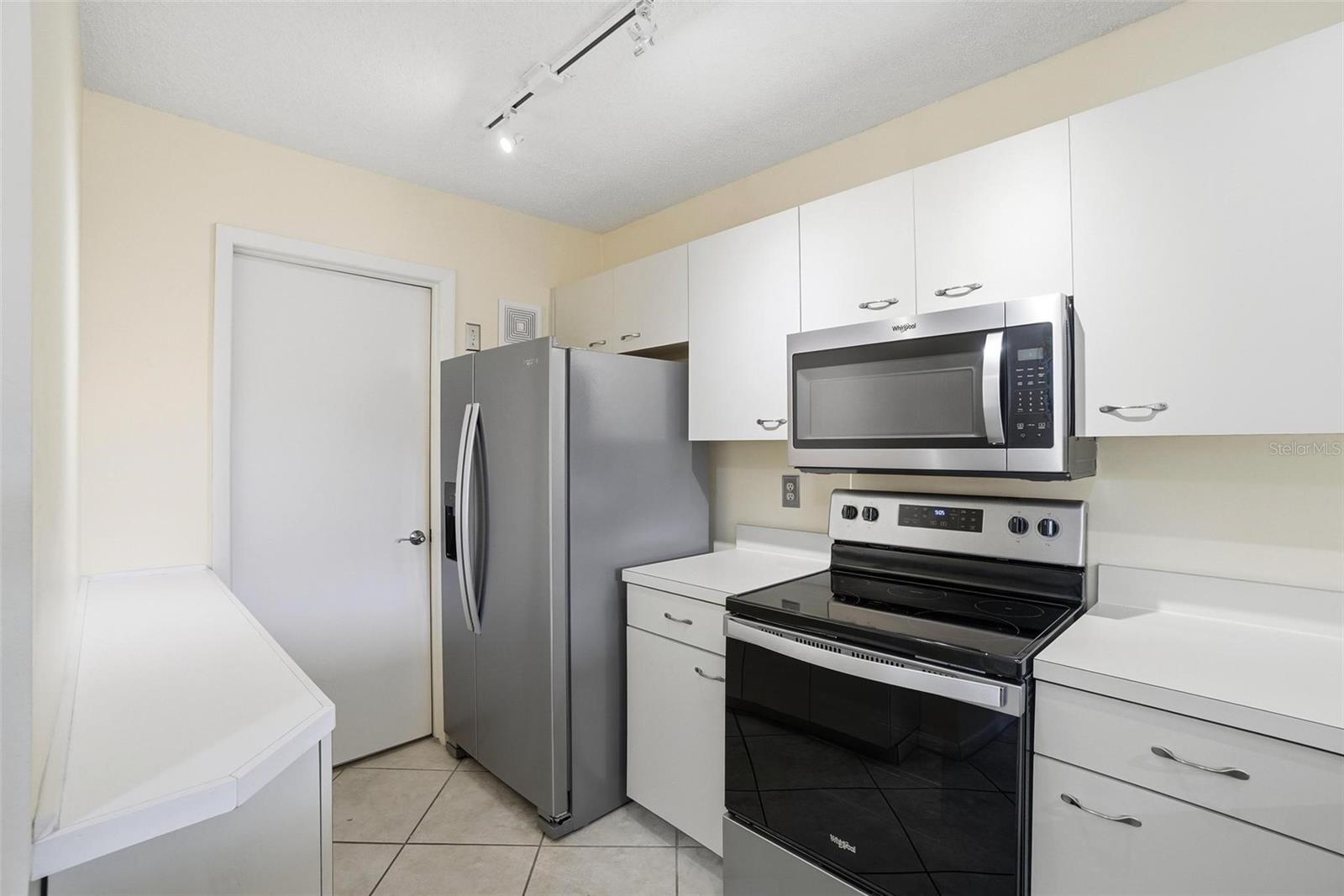 RIVIERA BAY SECOND ADD PT REP & ADD - Residential Lease