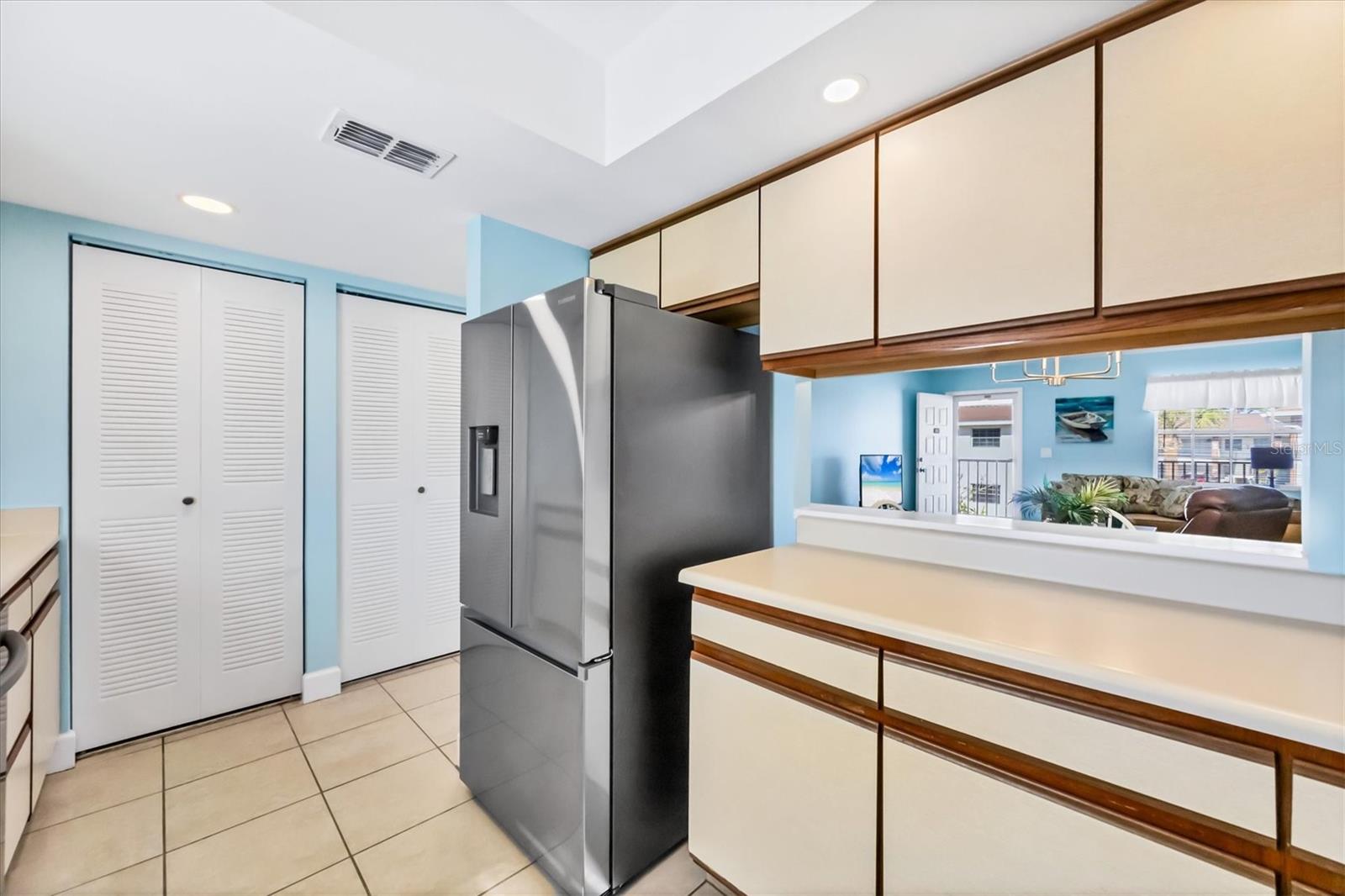 PALM MANOR PH 03 - Residential