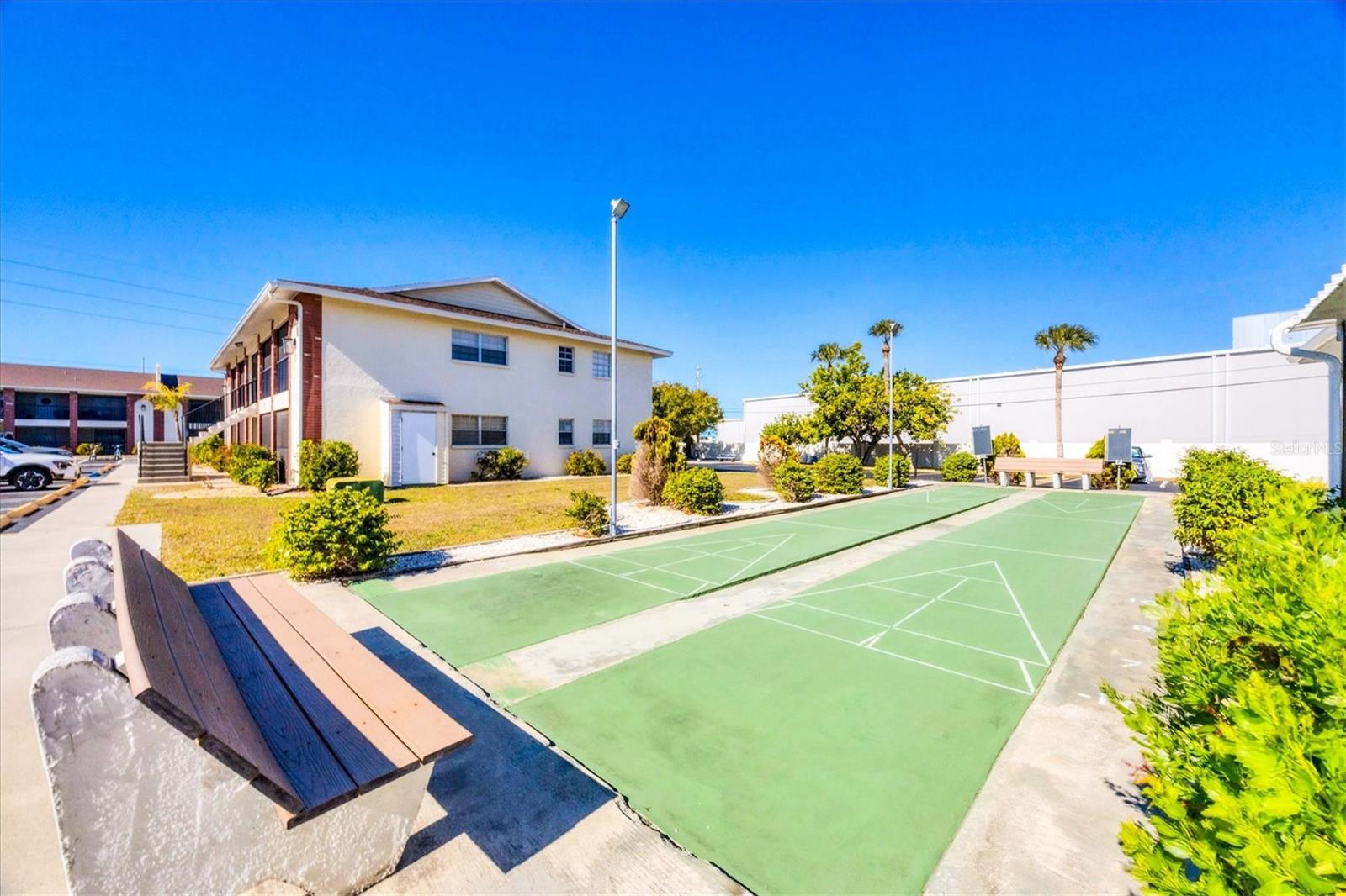 PALM MANOR PH 03 - Residential