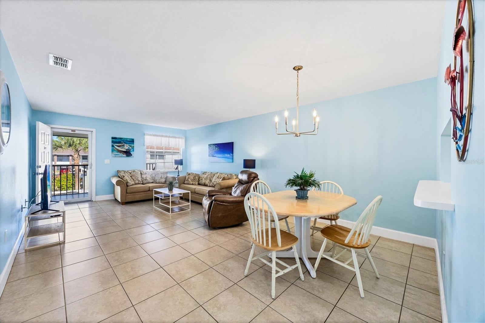 PALM MANOR PH 03 - Residential