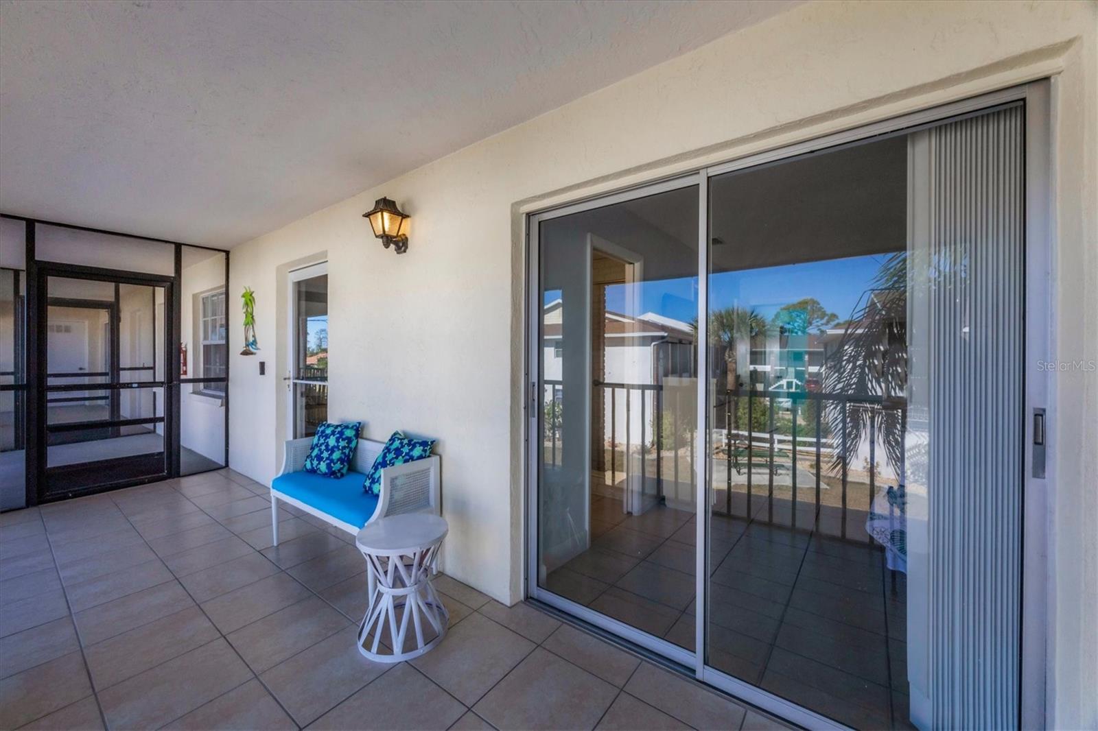 PALM MANOR PH 03 - Residential