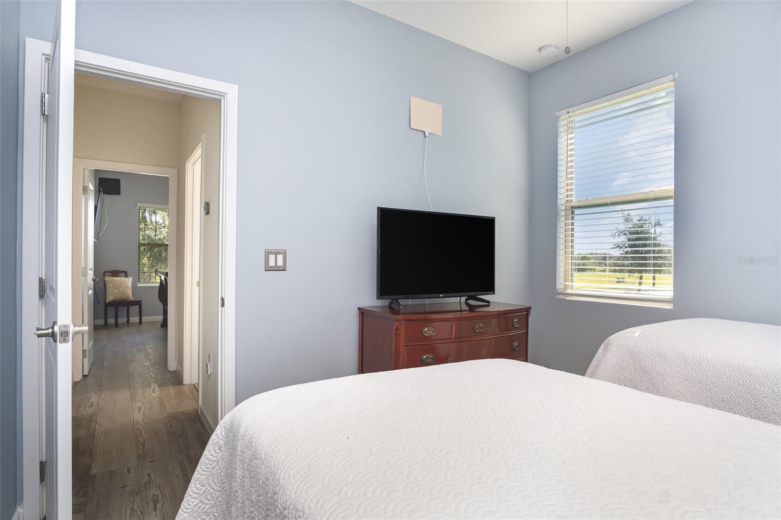 TUSKAWILLA CROSSINGS - Residential