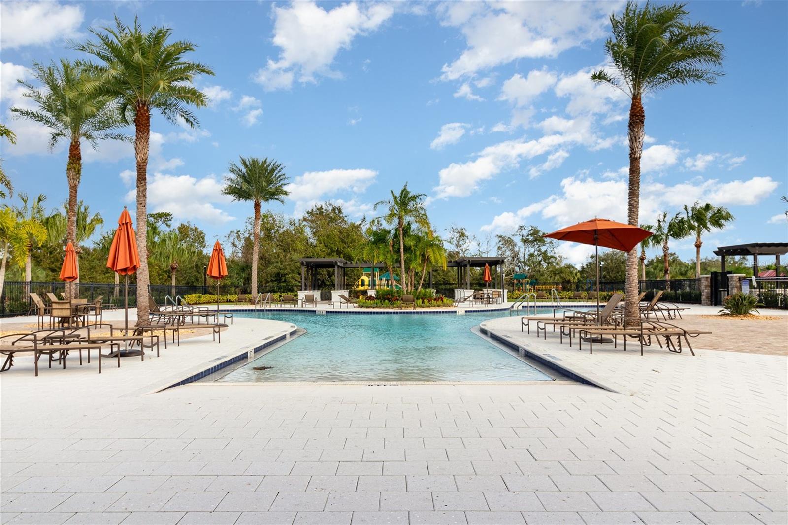 TUSKAWILLA CROSSINGS - Residential