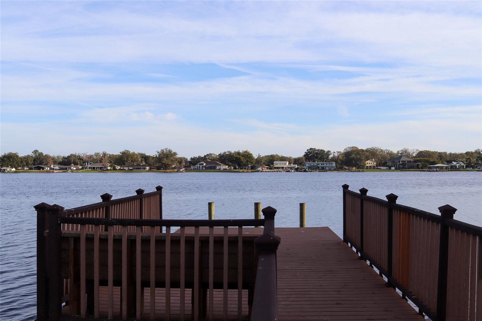 SWANN LAKE - Residential