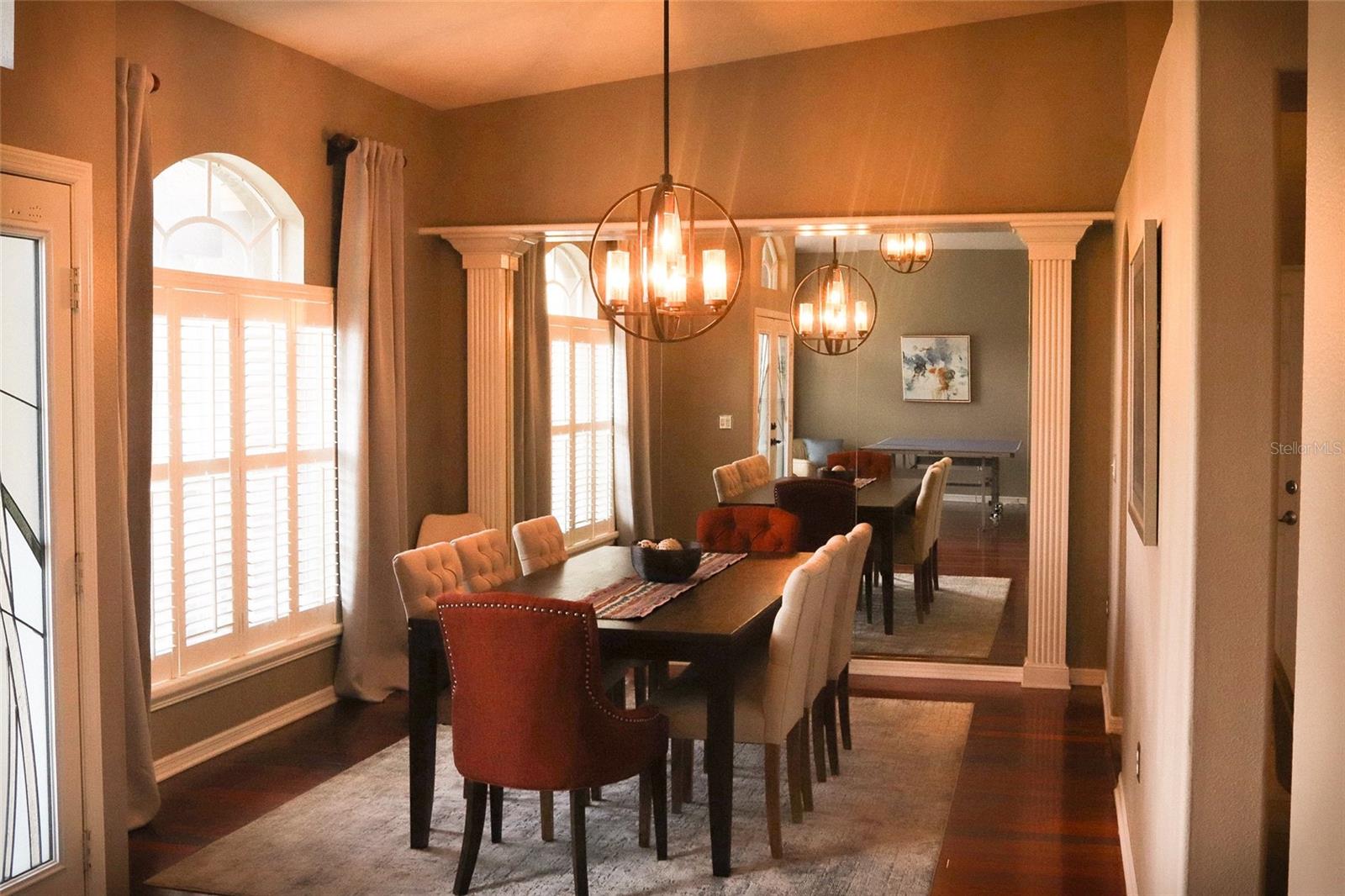 SWANN LAKE - Residential