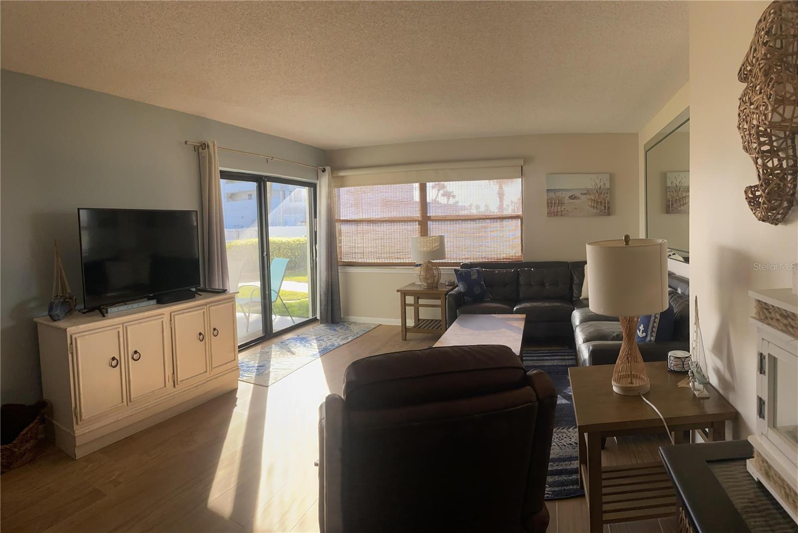 Direct ocean front - 2 bedroom, 2 full baths, wrap. This is a vacation rental completely furnished. Call Ocean Reef Villa to verify pricing and availability. 386-426-5684. Weekly rate: 1500.00 Monthly rate: 4500.00