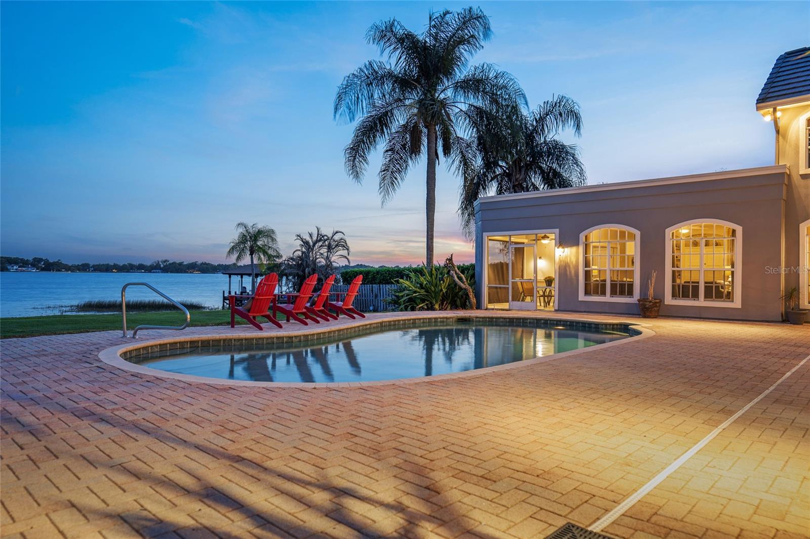 LAKE DOWN SHORES - Residential