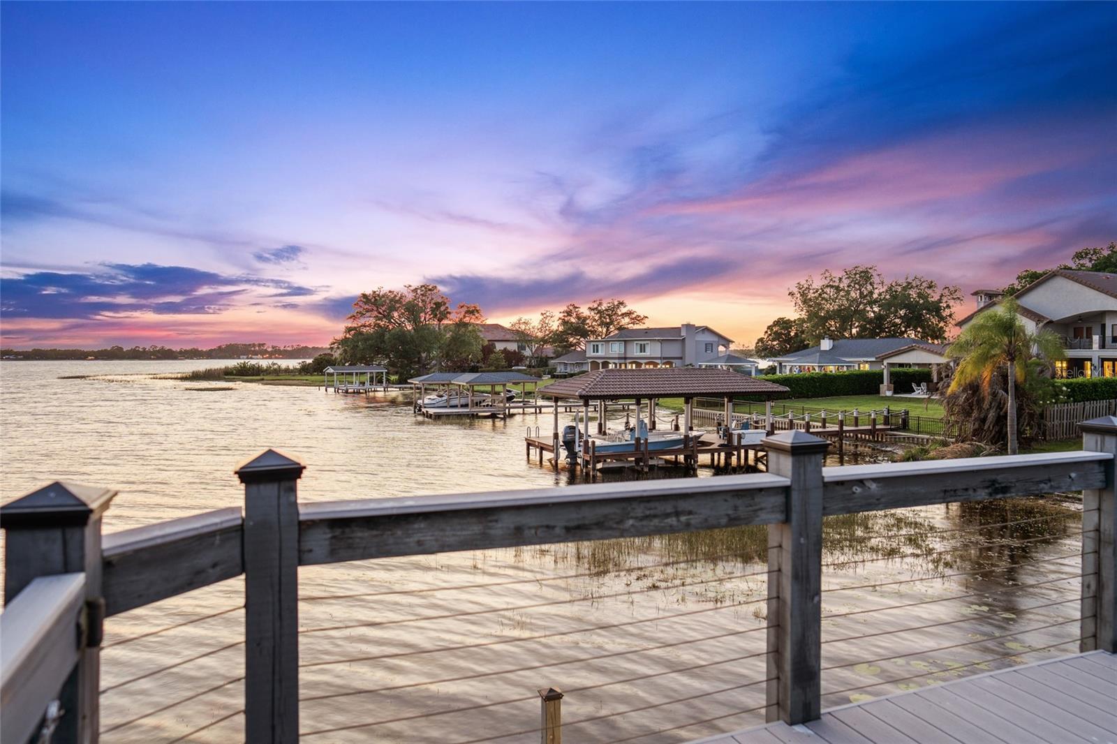 LAKE DOWN SHORES - Residential
