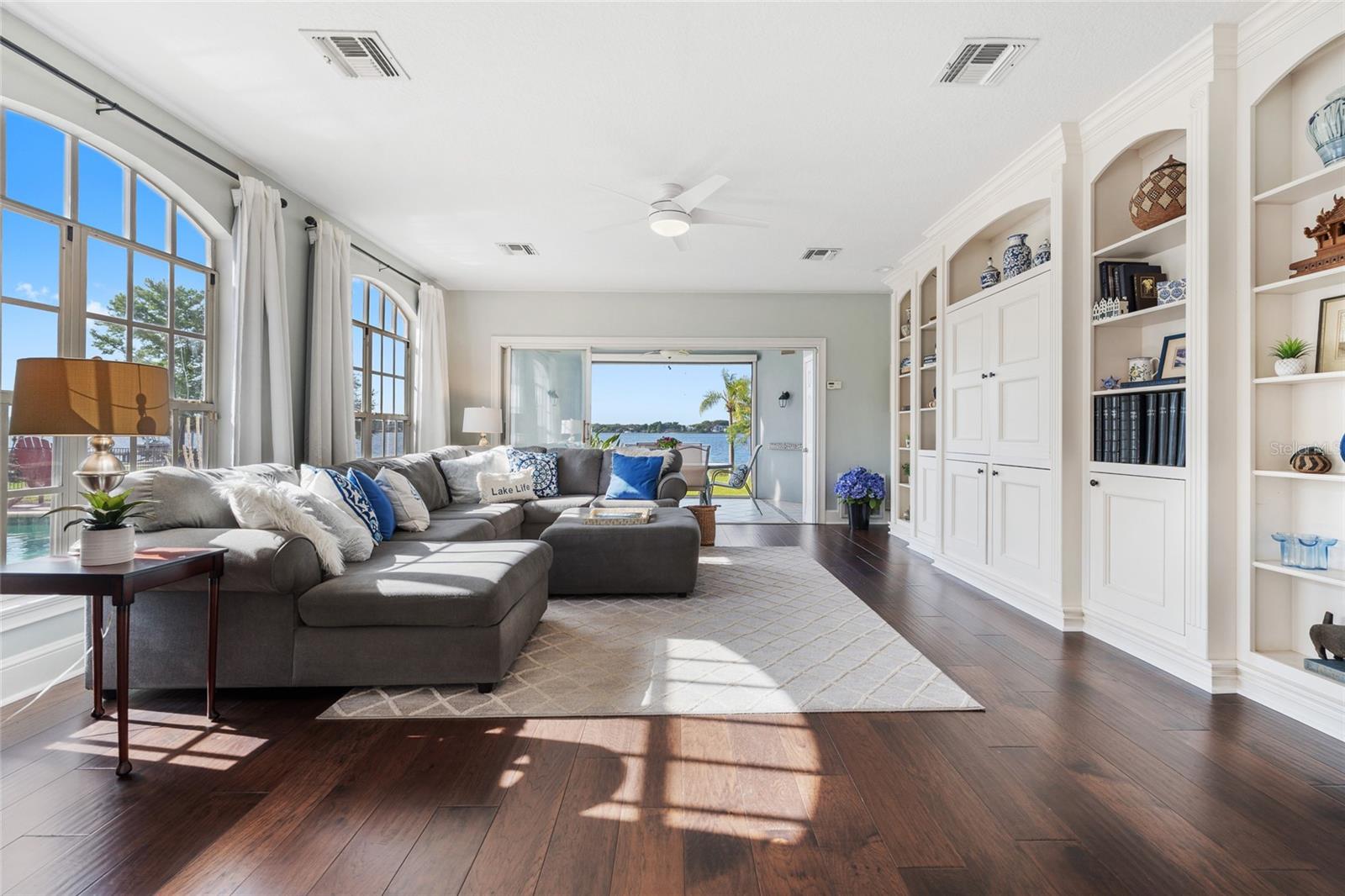 LAKE DOWN SHORES - Residential