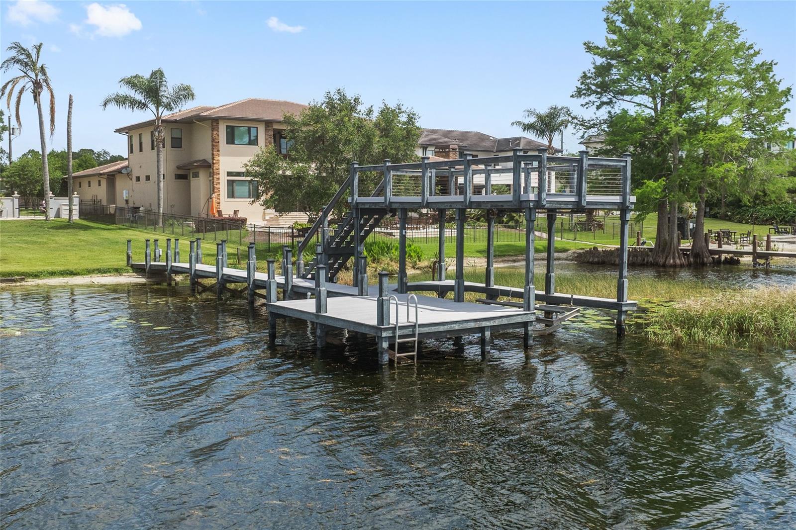 LAKE DOWN SHORES - Residential