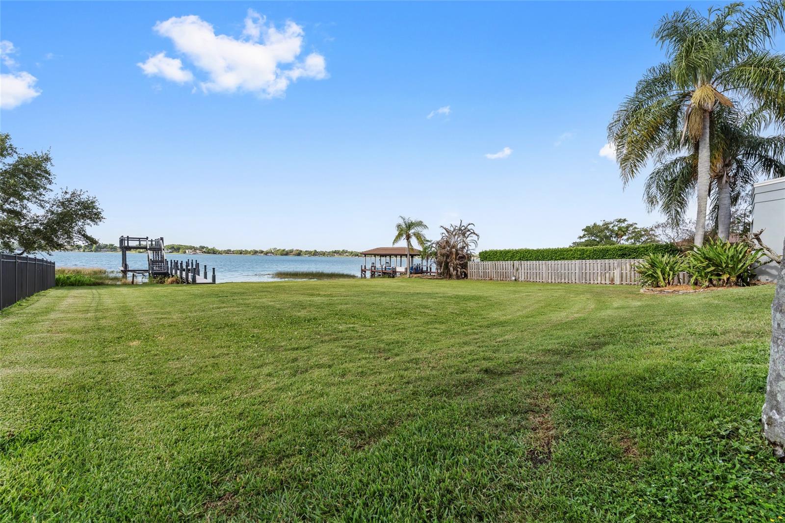 LAKE DOWN SHORES - Residential