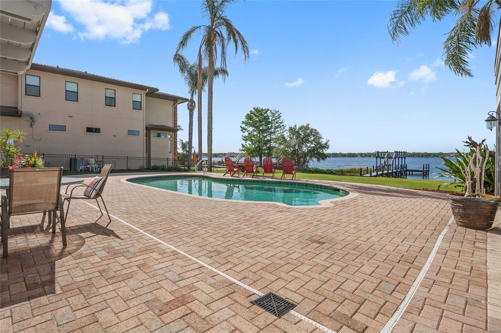 LAKE DOWN SHORES - Residential