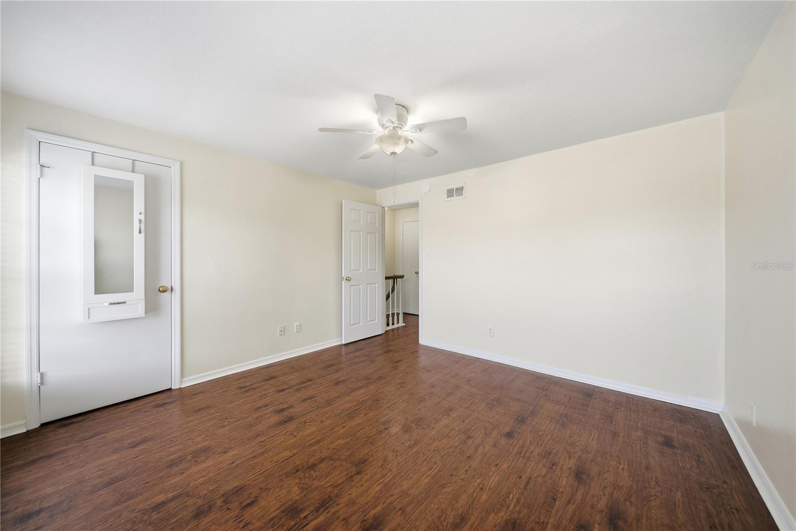 EMBASSY PARK TWNHMS CONDO - Residential Lease