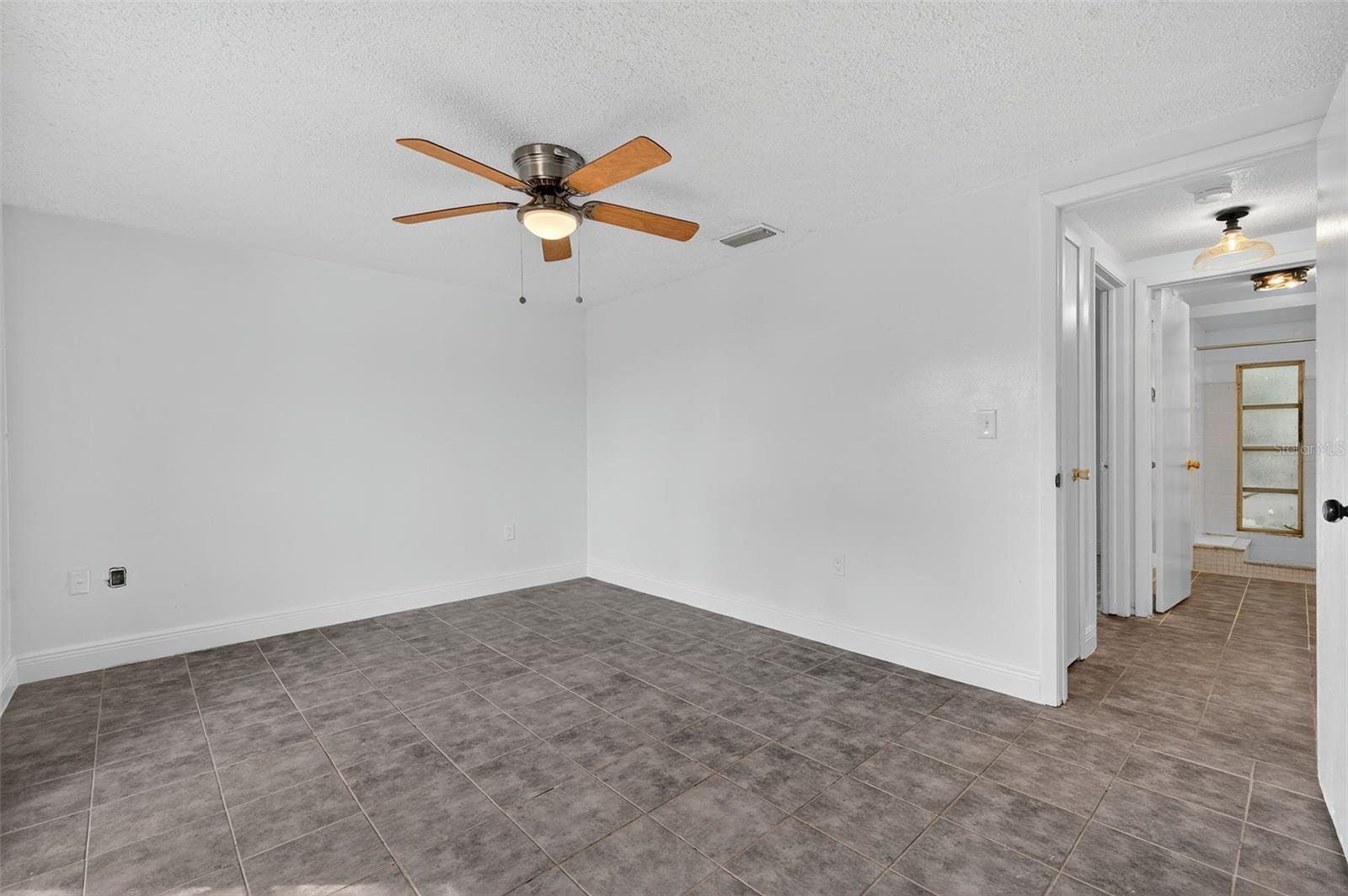 BEACON WOODS VILLAGE - Residential