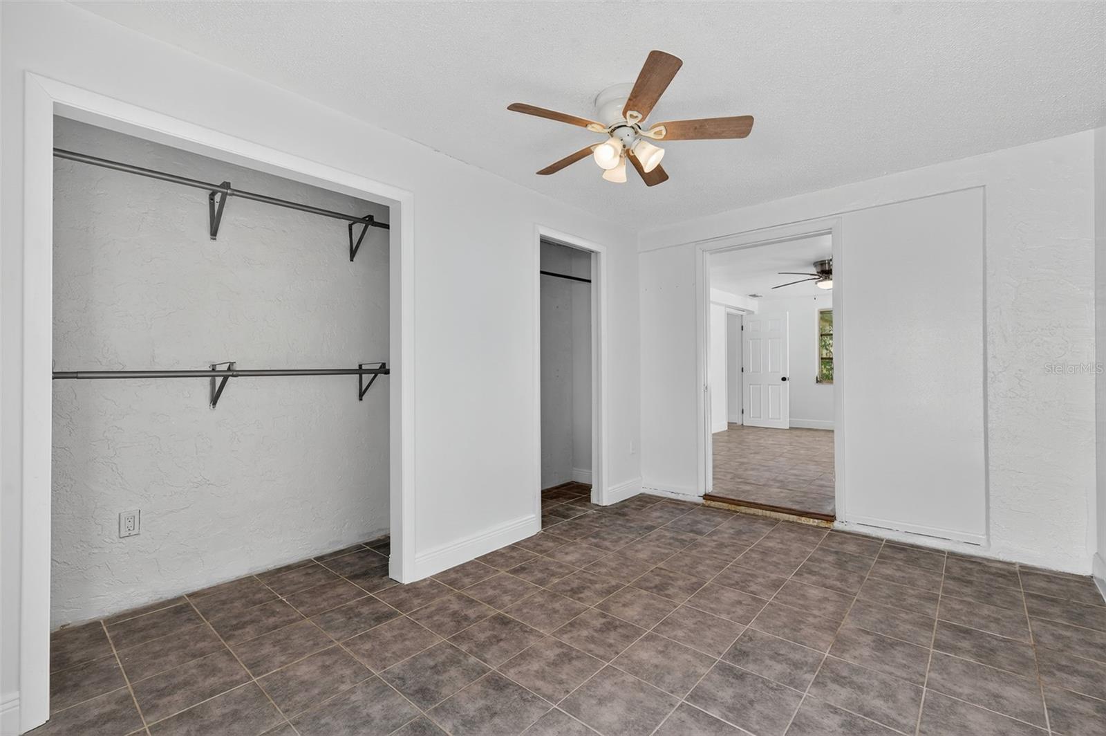 BEACON WOODS VILLAGE - Residential
