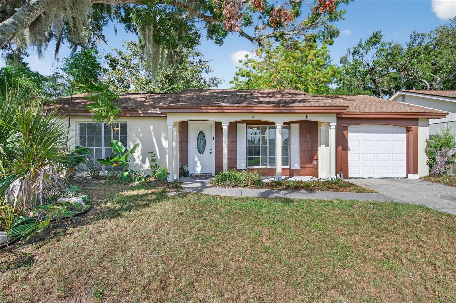 BEACON WOODS VILLAGE - Residential