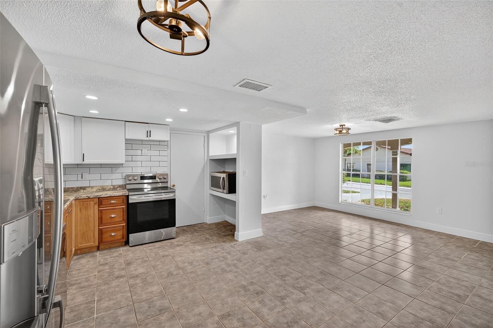 BEACON WOODS VILLAGE - Residential