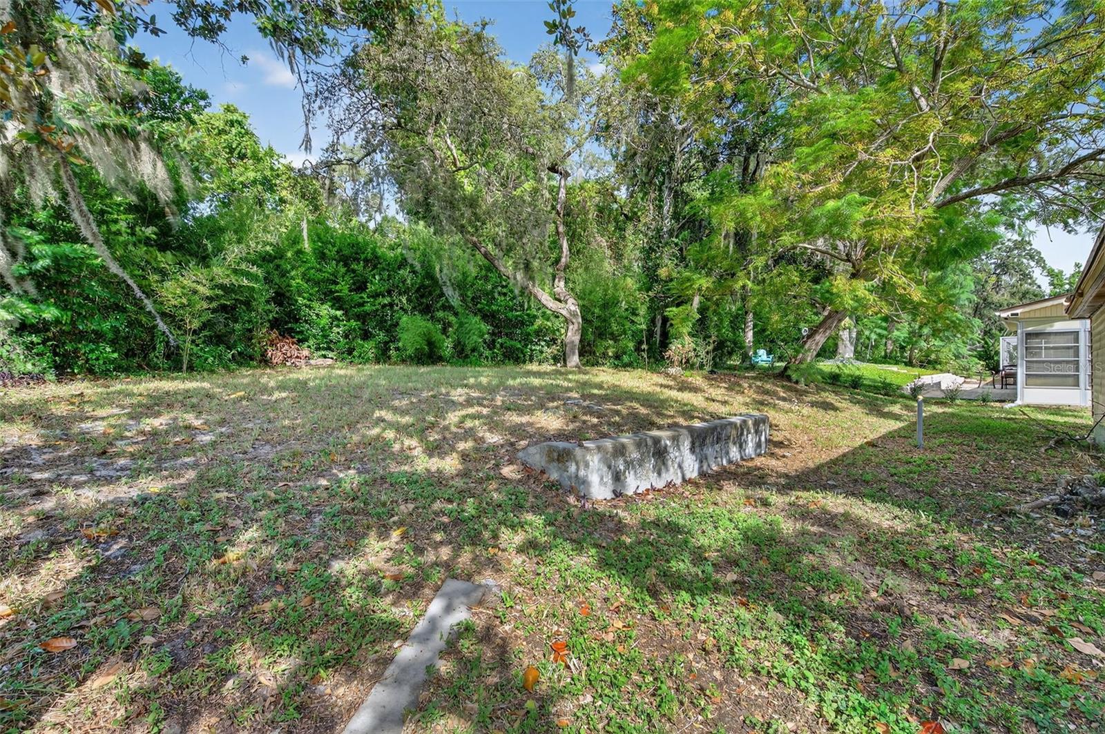 BEACON WOODS VILLAGE - Residential