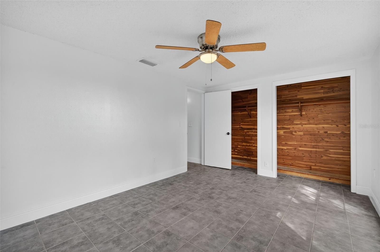 BEACON WOODS VILLAGE - Residential
