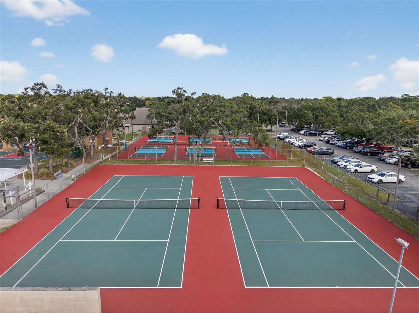 BEACON WOODS VILLAGE - Residential