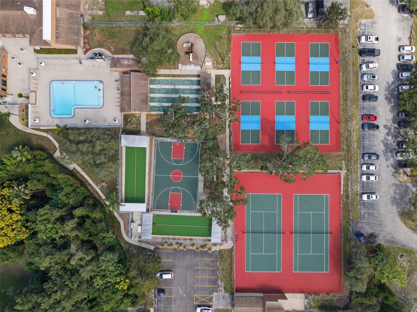 BEACON WOODS VILLAGE - Residential