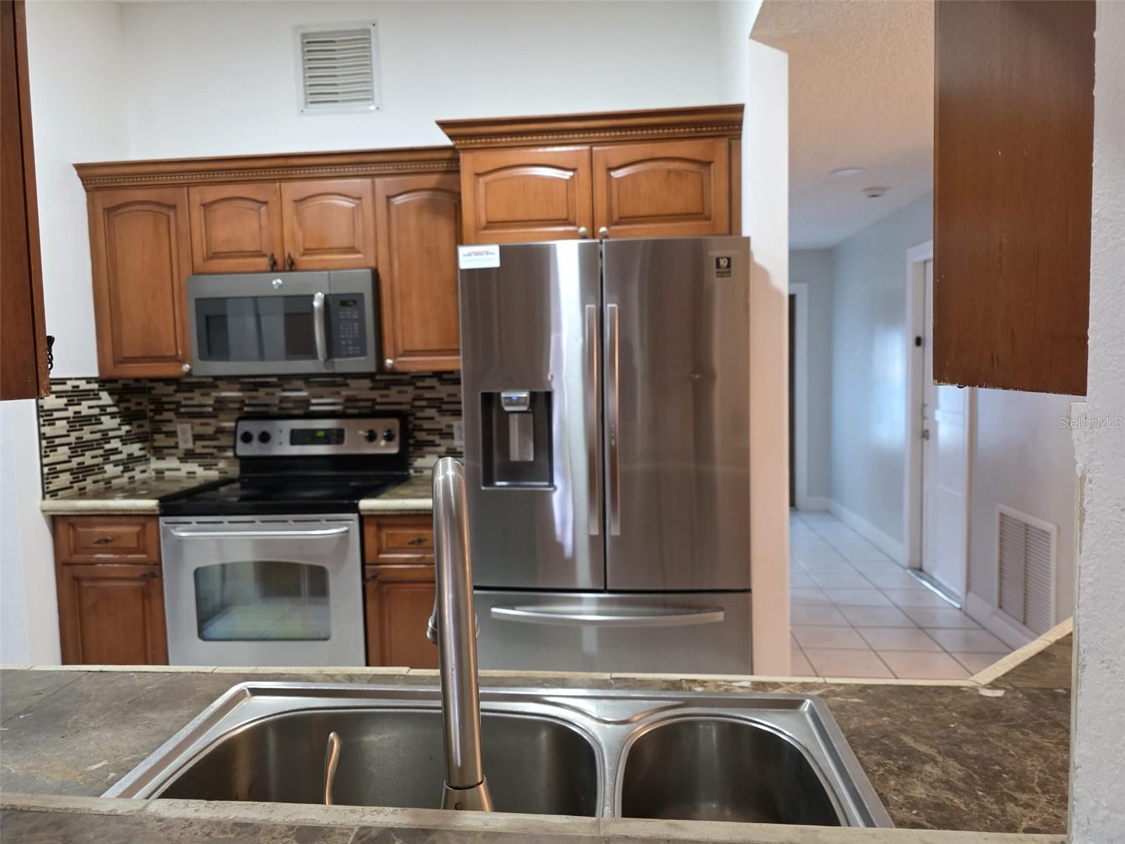 PORT ST LUCIE SEC 09 - Residential Lease