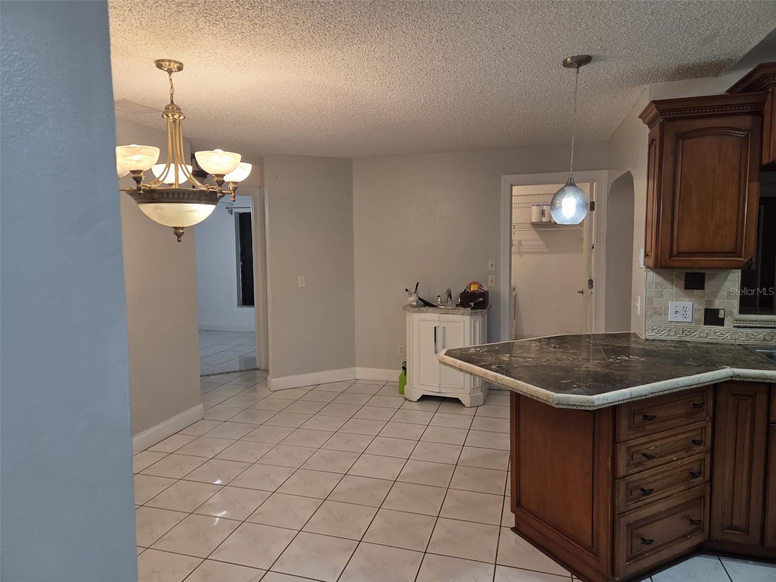 PORT ST LUCIE SEC 09 - Residential Lease