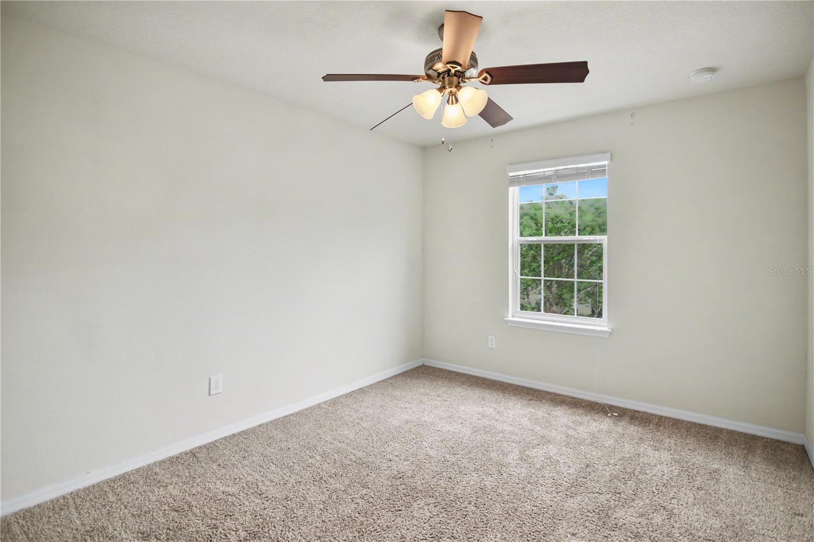 ALOMA TRAILS - Residential