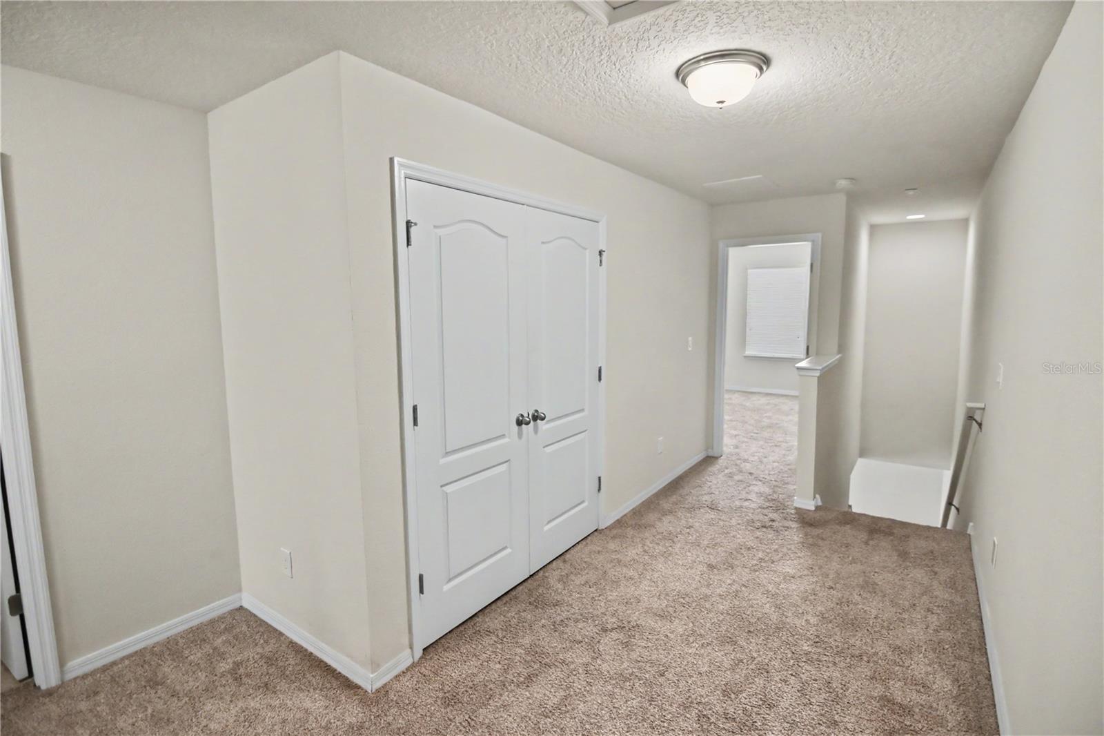 ALOMA TRAILS - Residential