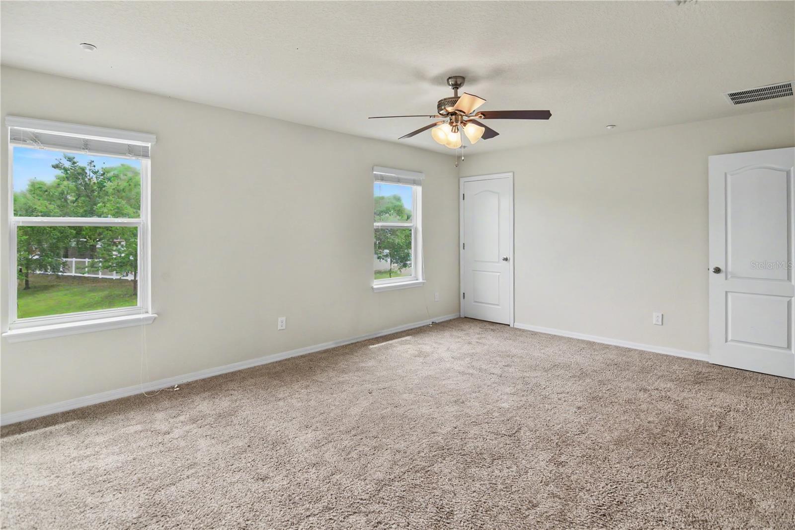 ALOMA TRAILS - Residential