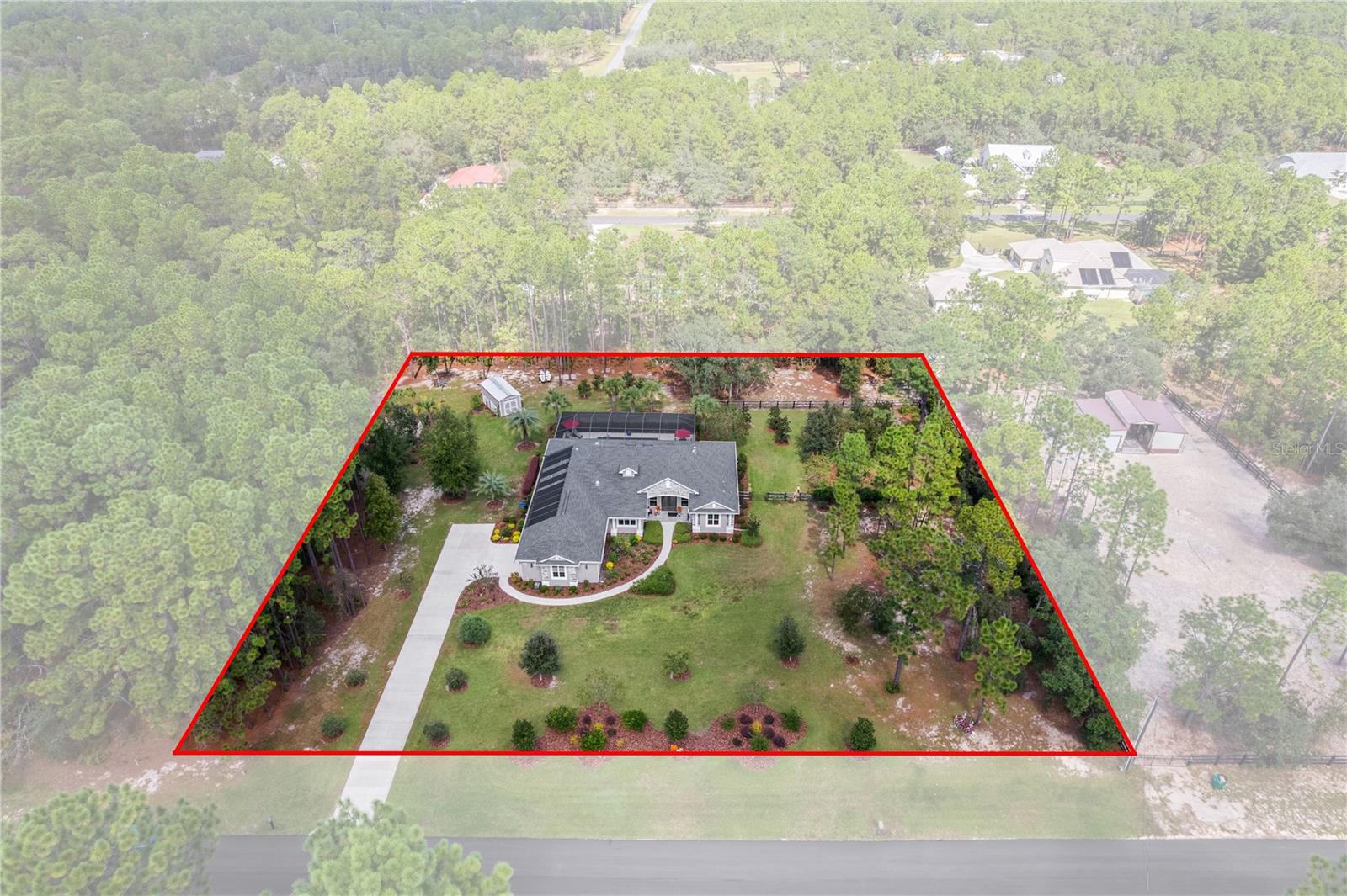4554 N PERRY DRIVE
