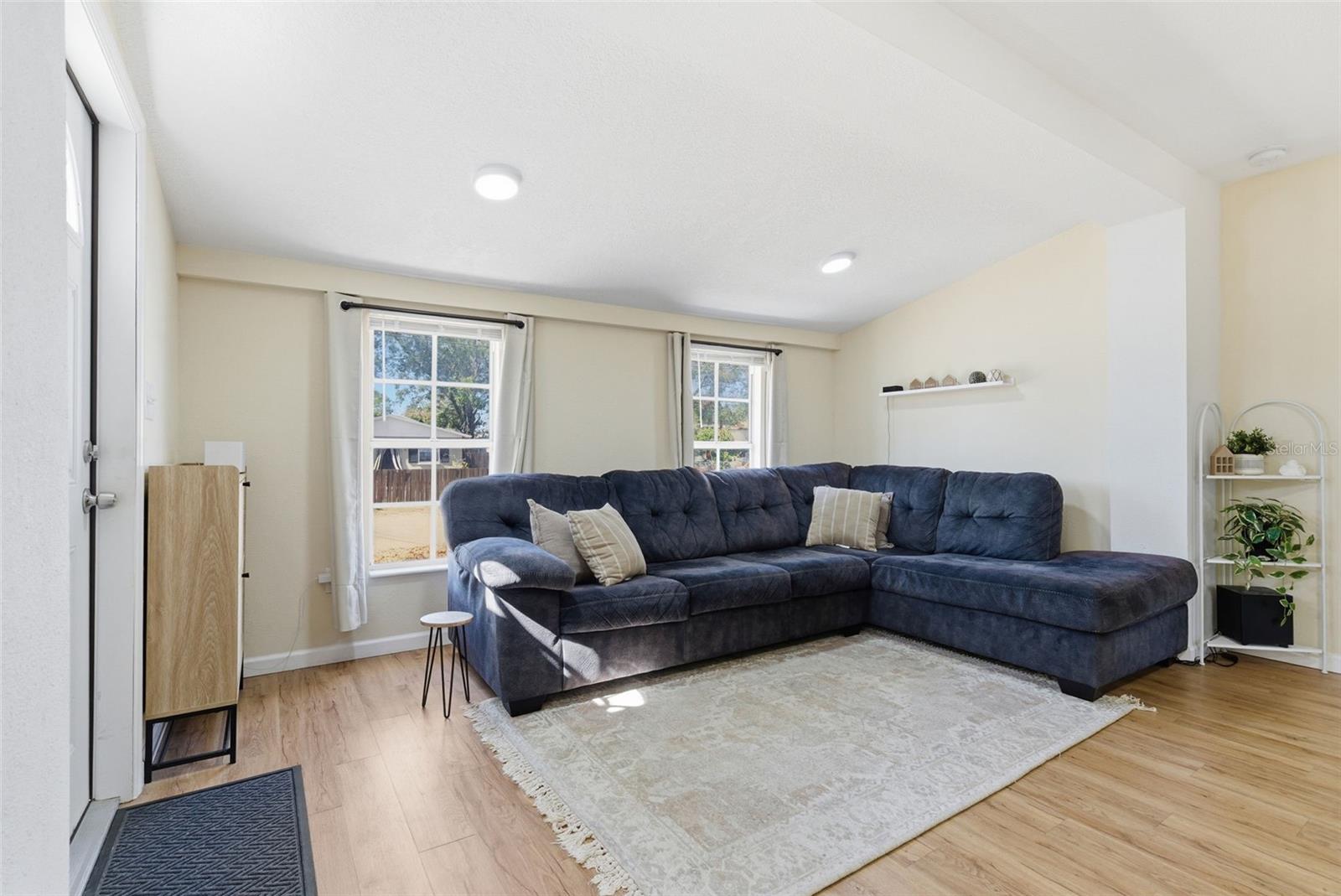 7507 N ORLEANS AVENUE