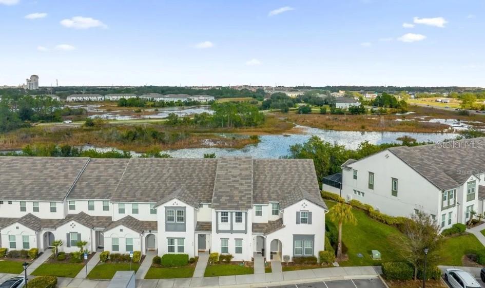 FESTIVAL PH - Residential Lease