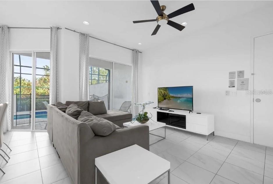 FESTIVAL PH - Residential Lease