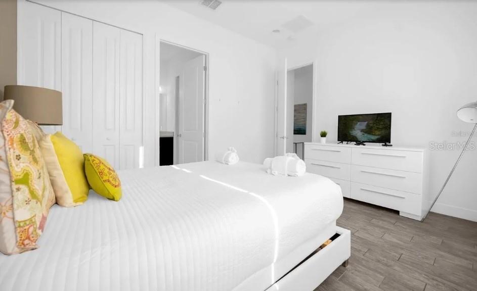 FESTIVAL PH - Residential Lease