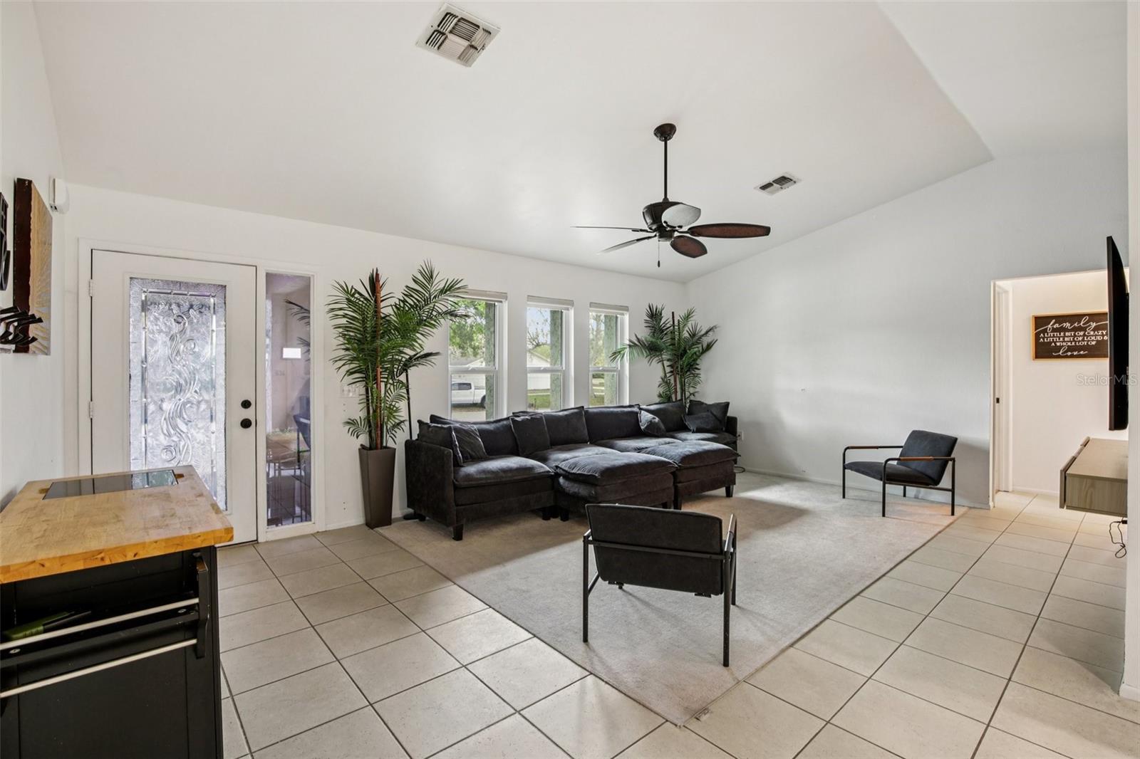 5753 COLONIAL OAKS BOULEVARD