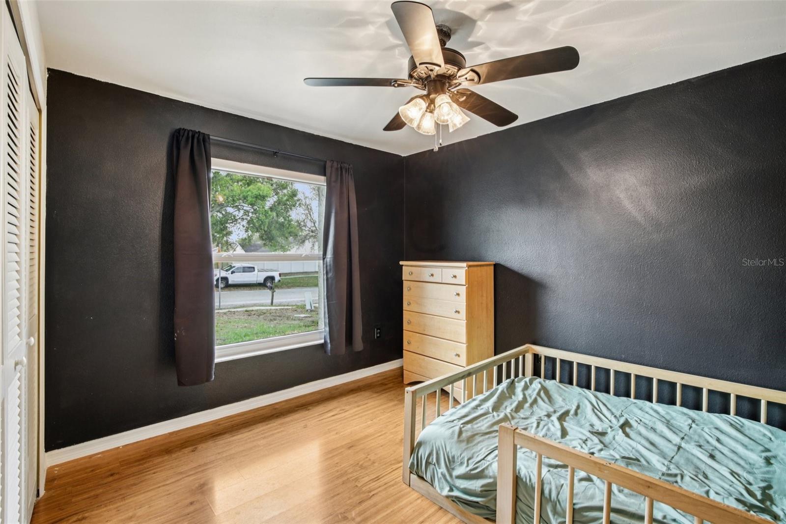 COLONIAL OAKS - Residential