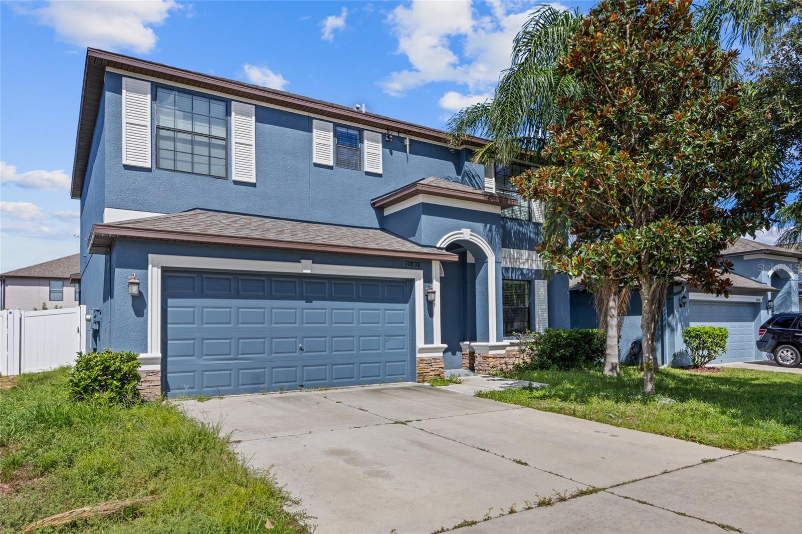 10808 WHITECAP DRIVE