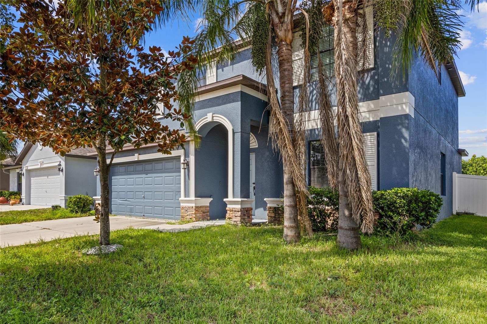 10808 WHITECAP DRIVE