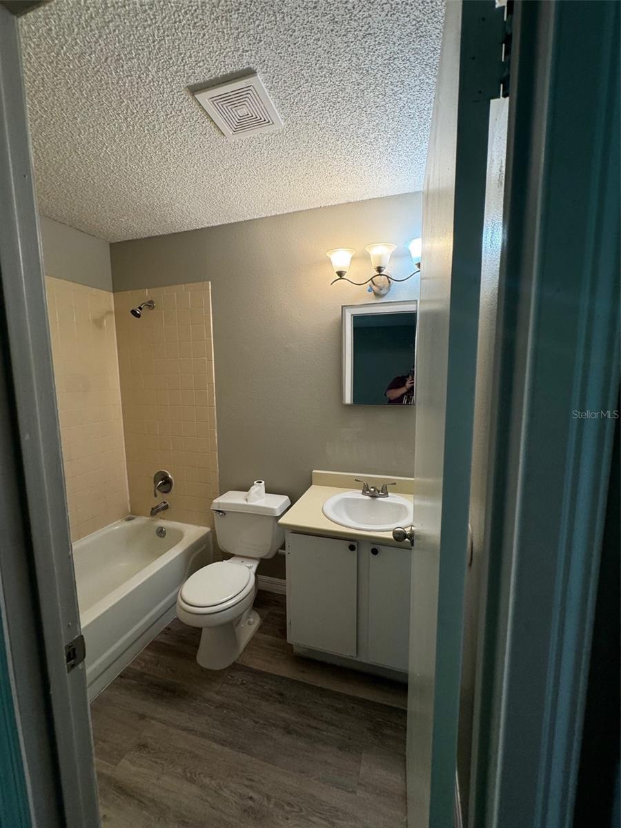 GREENFIELDS UN 01 - Residential Income