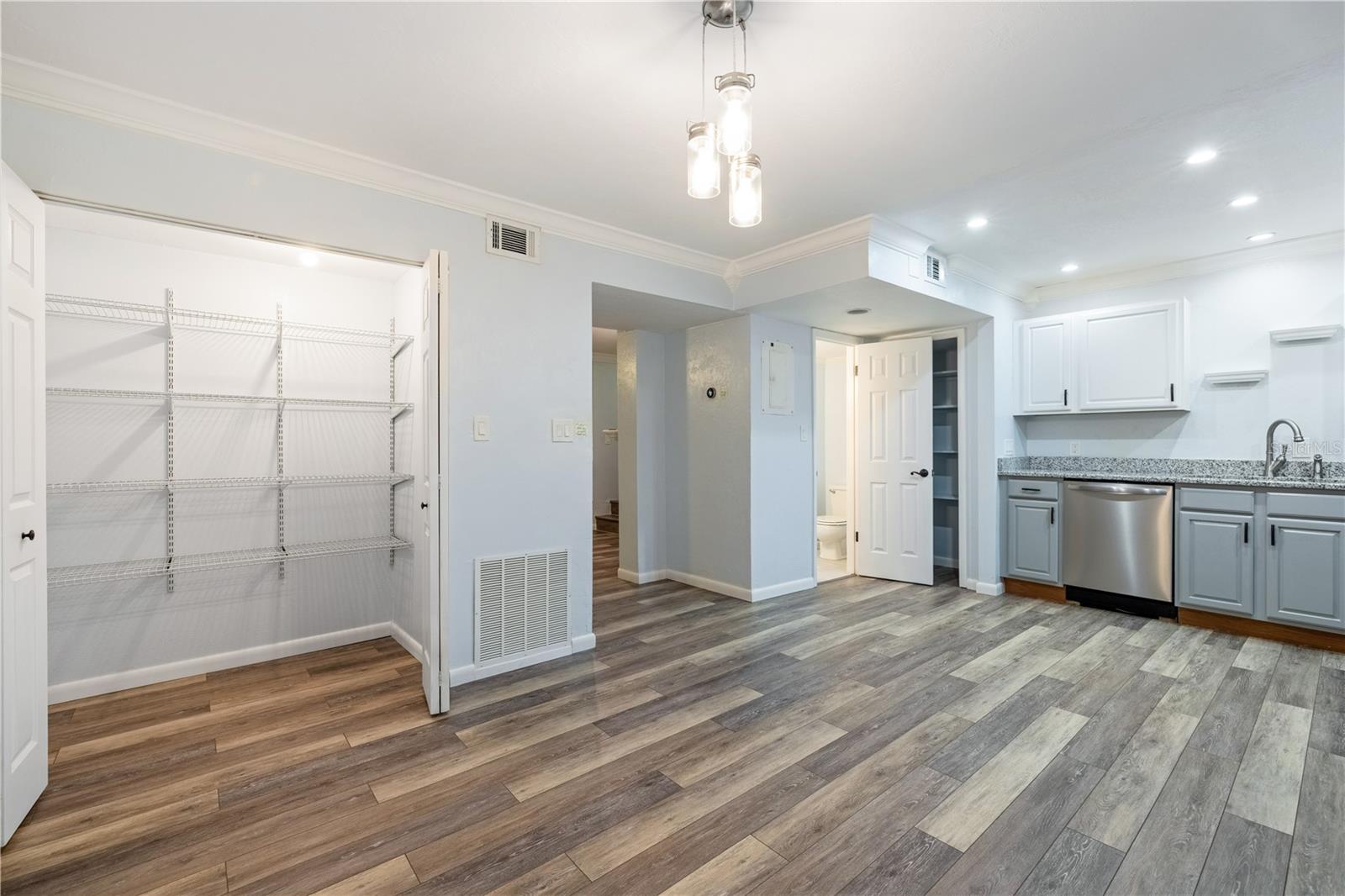 OEHMIG-HILLS OF SF - Residential