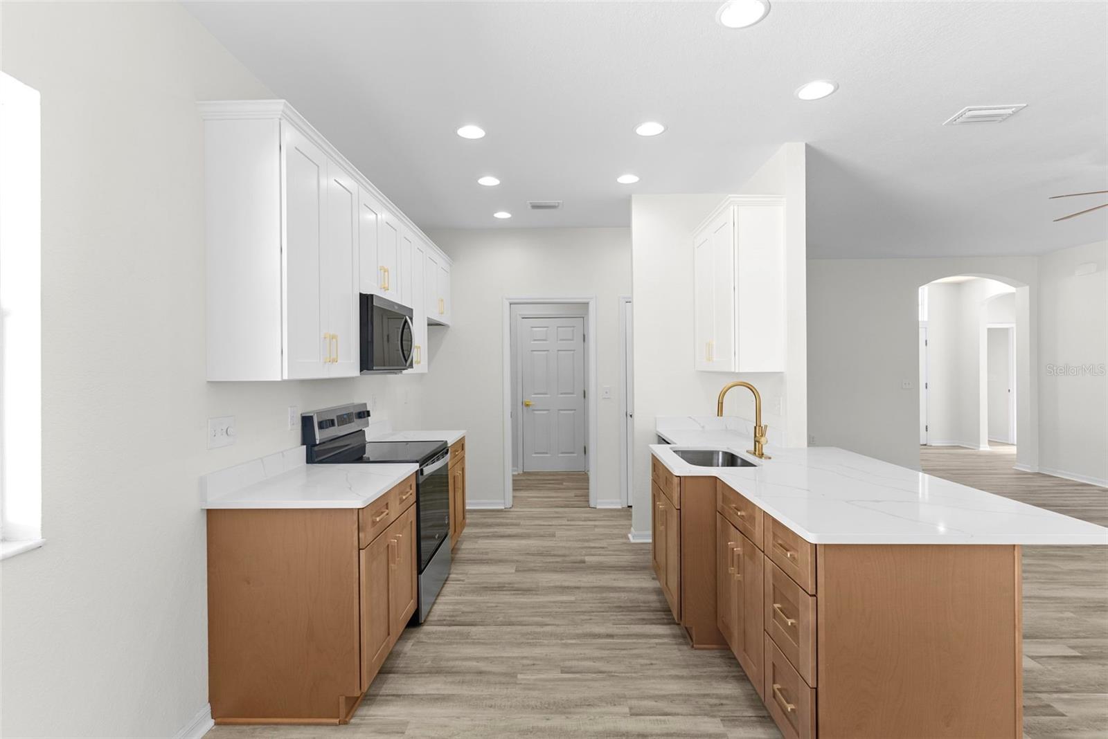 MANDOLIN 02 - Residential