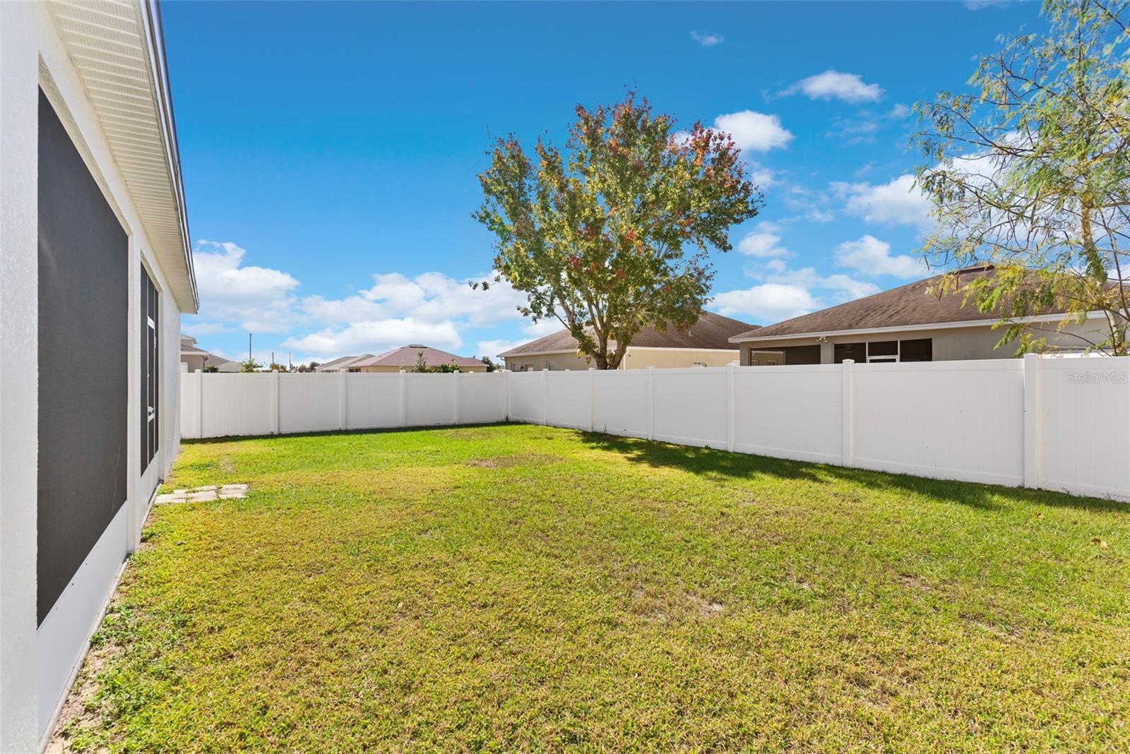 MANDOLIN 02 - Residential