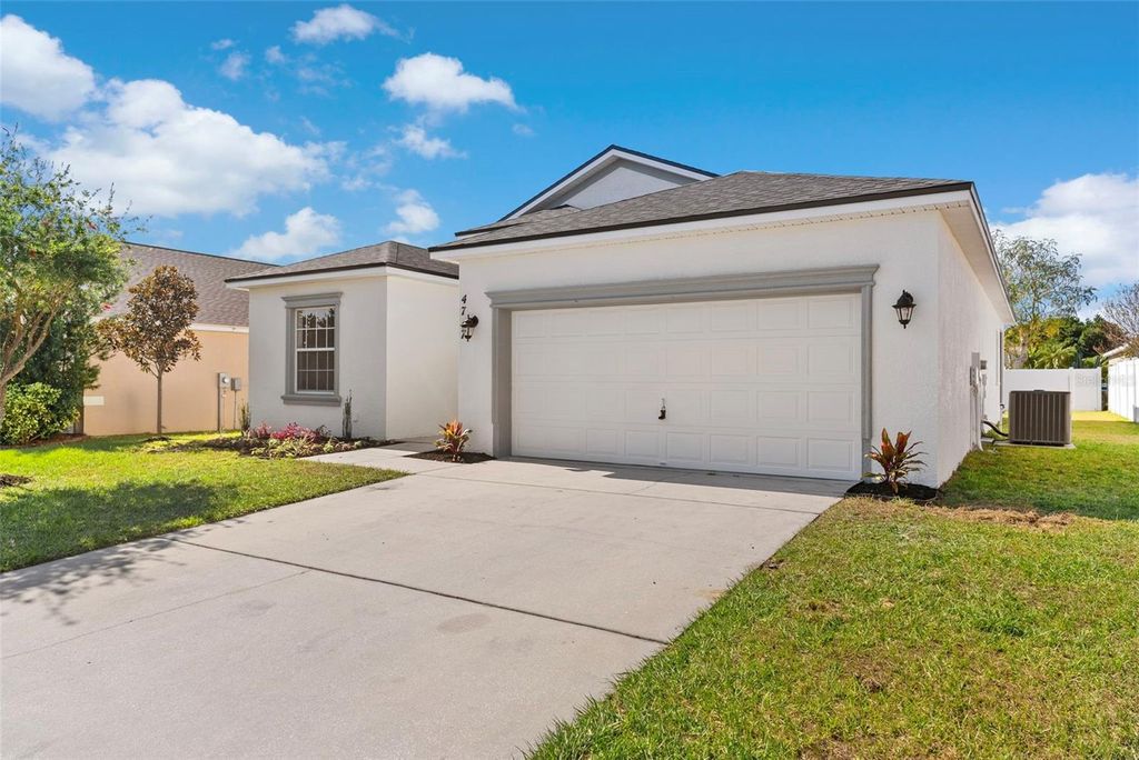 Photo of 4747 Mandolin Loop, Winter Haven, FL 33884 (MLS # P4937079)