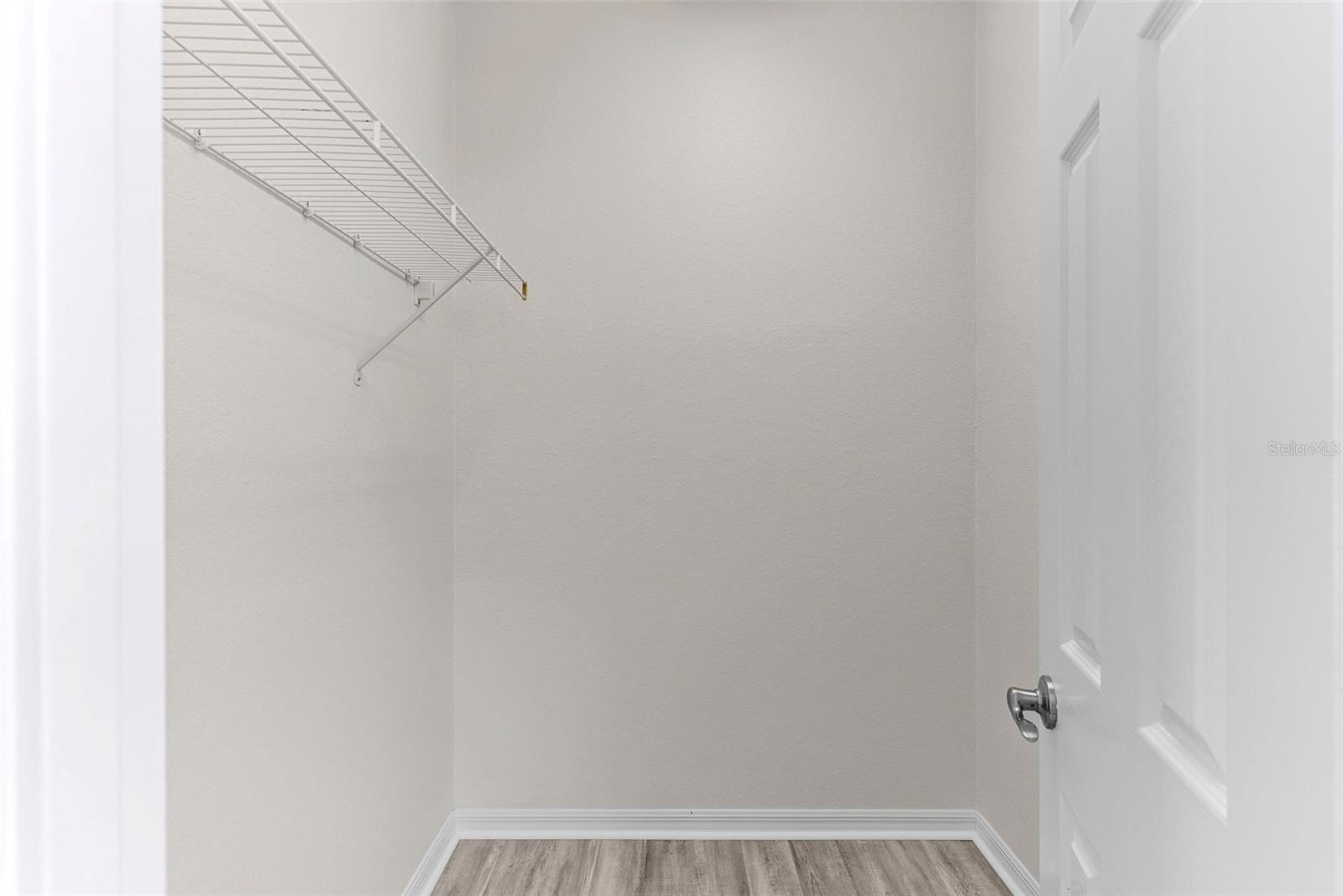 MANDOLIN 02 - Residential