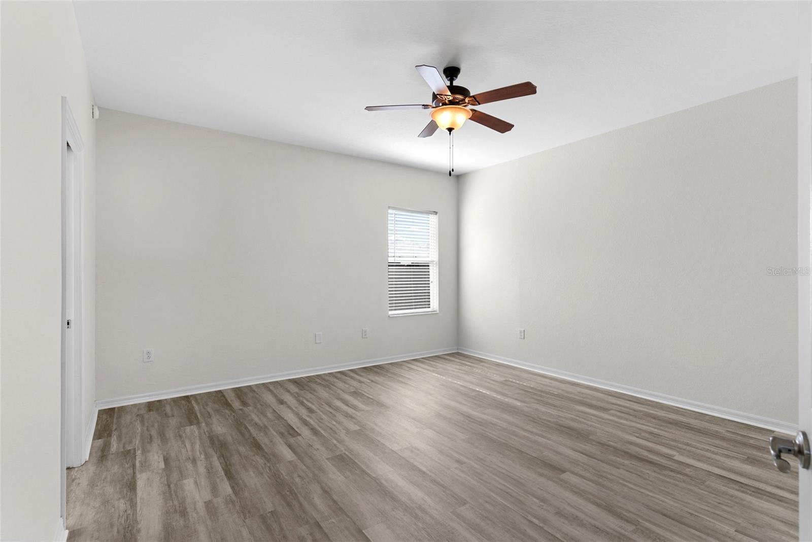 MANDOLIN 02 - Residential